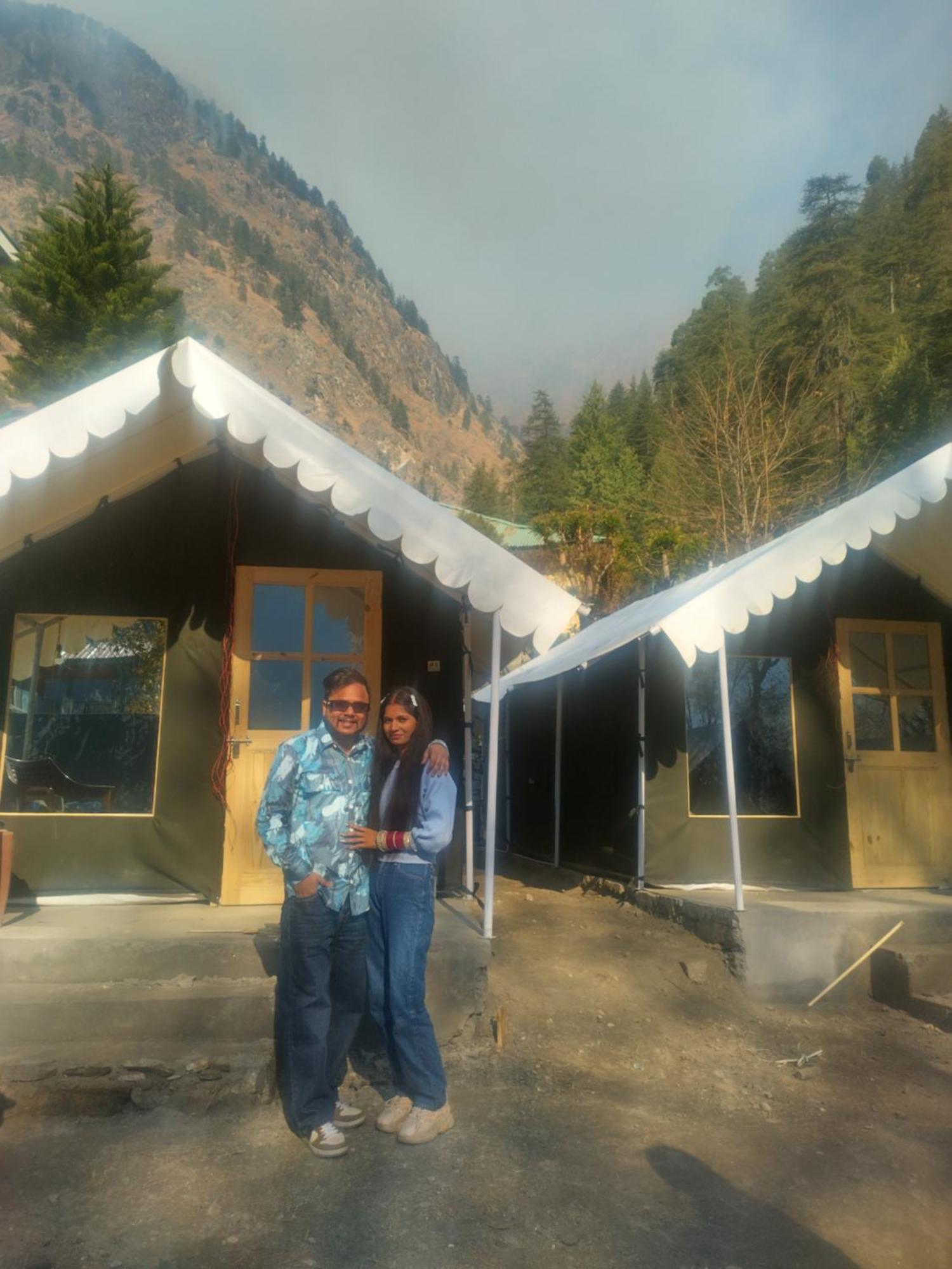 קאסול Negi Hill View Camping &Caffe מראה חיצוני תמונה